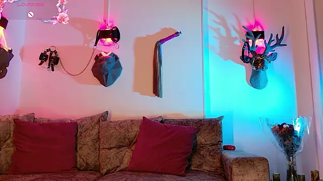 Sweet Chaos online show from March 19, 8:35 pm