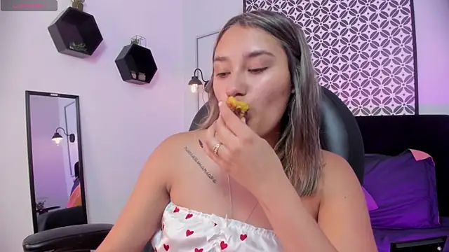  Sophie  miller online show from April 19, 5:56 pm