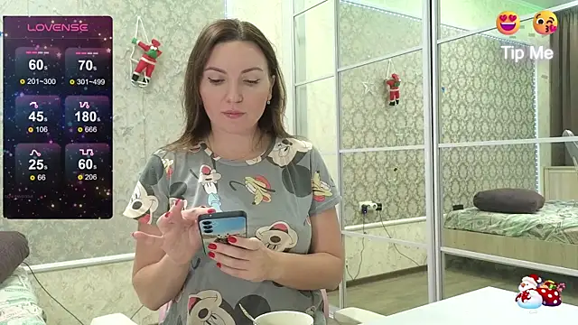 -DIVORA- online show from January 10, 1:02 pm