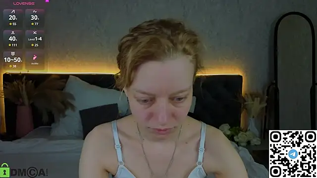 Michelle Blond online show from April 13, 1:00 am