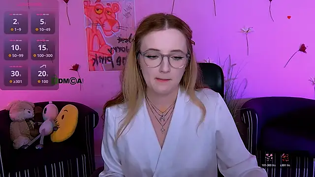 luna berryy online show from May 22, 7:19 pm