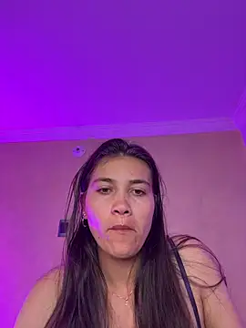 aurora divine online show from March 1, 10:01 pm