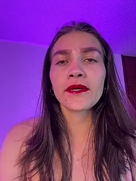 aurora divine online show from March 17, 10:02 pm