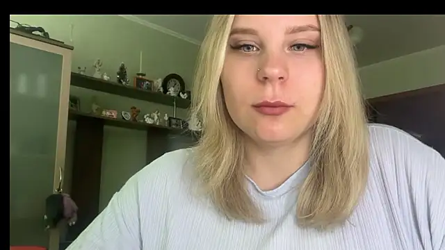 Thalia  Star online show from April 4, 10:02 am