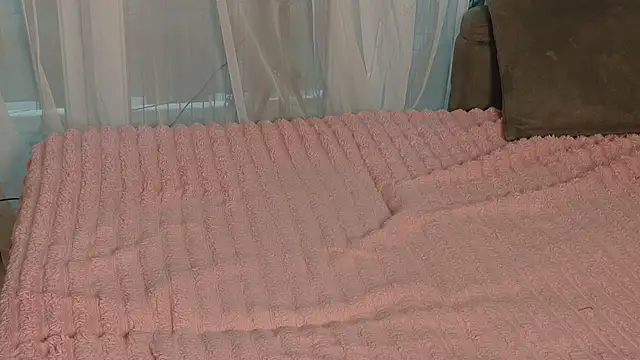 Snapshot of Starstormy chatting on December 16, 6:18 am Starstormy online show from December 16, 6:18 am