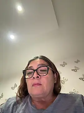 AntonellaAlondra4 online show from May 29, 11:47 pm