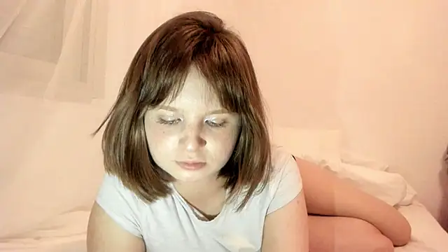 SayYesToHeaven online show from April 5, 8:39 pm