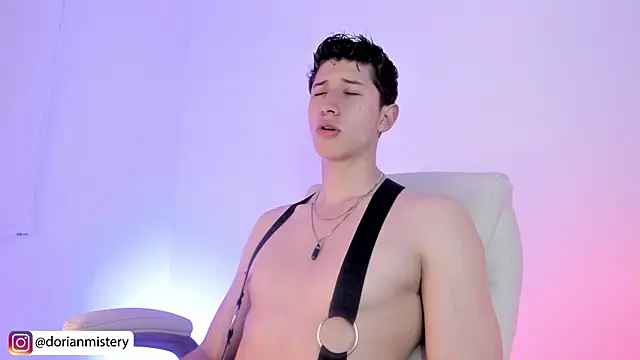 Dorianmistery2322  online show from April 5, 10:29 pm