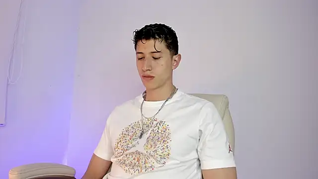 Dorianmistery2322  online show from April 18, 12:03 am