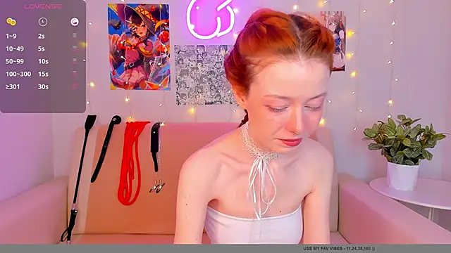 Snapshot of Ari_lavellan chatting on December 8, 1:24 am Ari lavellan online show from December 8, 1:24 am