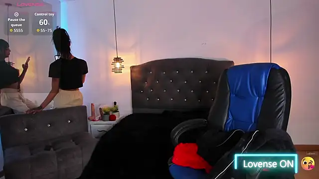 anne parker online show from December 19, 1:29 pm