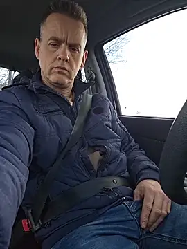 Hectorthyssen1 online show from March 26, 4:12 pm