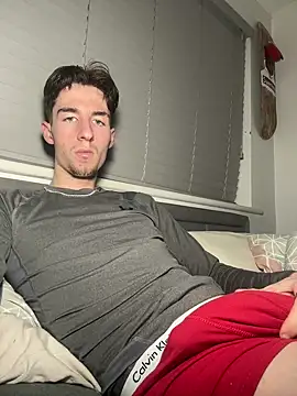 MikesWood21 online show from February 25, 11:44 pm