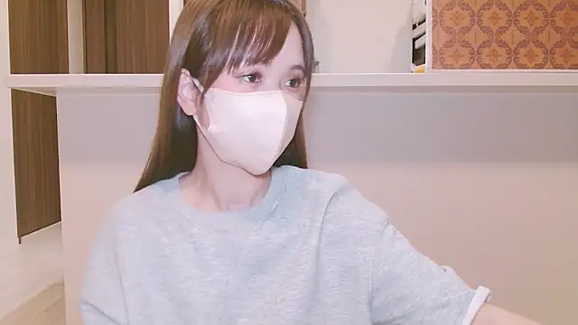 hina chan  online show from April 10, 1:49 pm