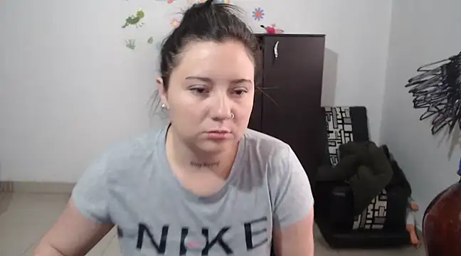 Snapshot of allison_11p chatting on December 2, 3:03 pm allison 11p online show from December 2, 3:03 pm