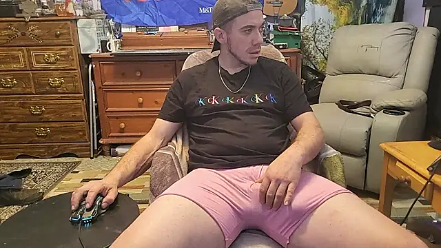 Snapshot of ScubaStevex chatting on January 13, 1:27 pm ScubaStevex online show from January 13, 1:27 pm