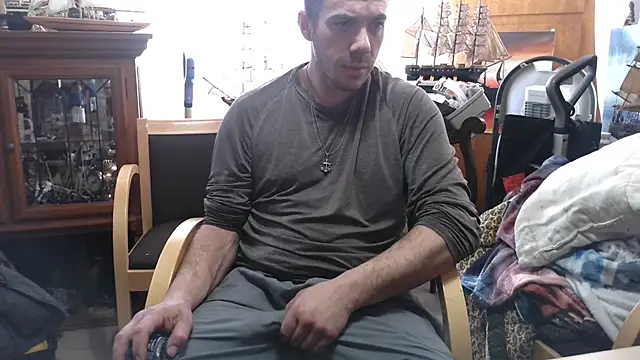 Snapshot of ScubaStevex chatting on February 15, 1:20 pm ScubaStevex online show from February 15, 1:20 pm