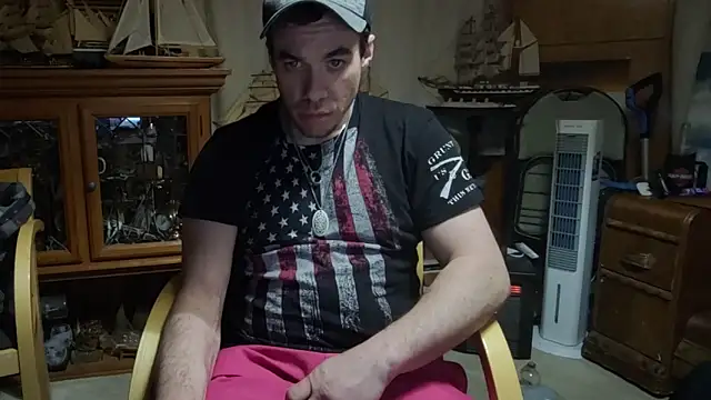 ScubaStevex online show from April 7, 1:50 am