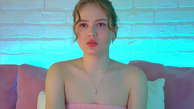 SelinSwarovski online show from March 15, 4:24 pm