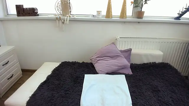 Arya Shinex online show from February 21, 11:44 am