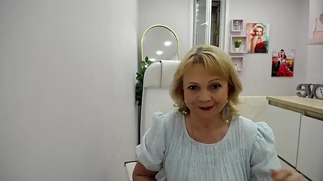 Milla Cutie18 online show from May 25, 5:02 am