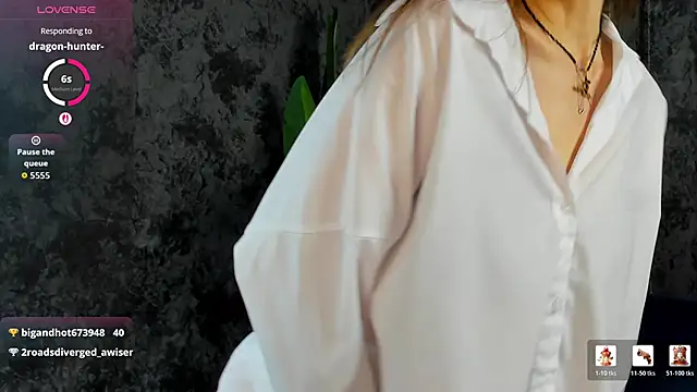 Lillian White online show from May 15, 11:34 pm