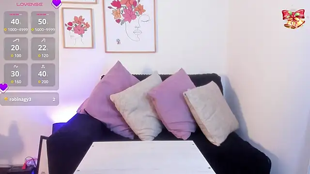 RuthEvans  online show from December 28, 1:49 pm