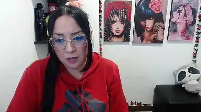 Snapshot of angellove90 chatting on February 10, 8:42 pm angellove90 online show from February 10, 8:42 pm