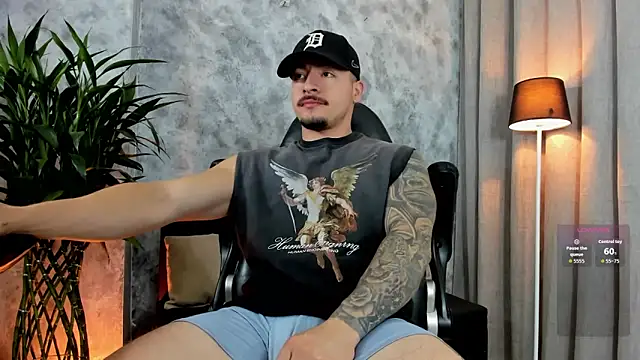 boyc022  online show from April 8, 11:05 pm