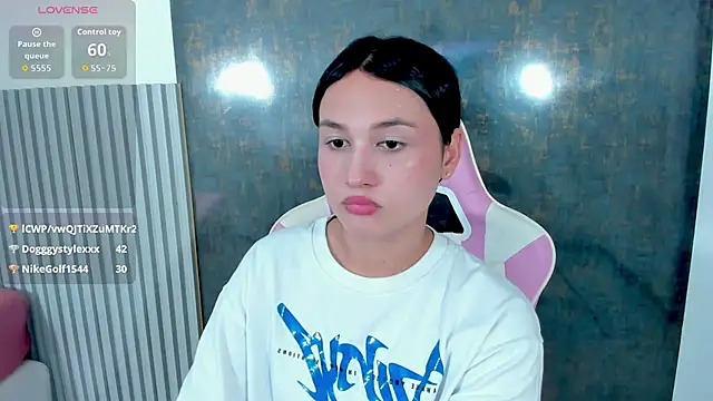 lana boomer online show from January 8, 8:33 pm