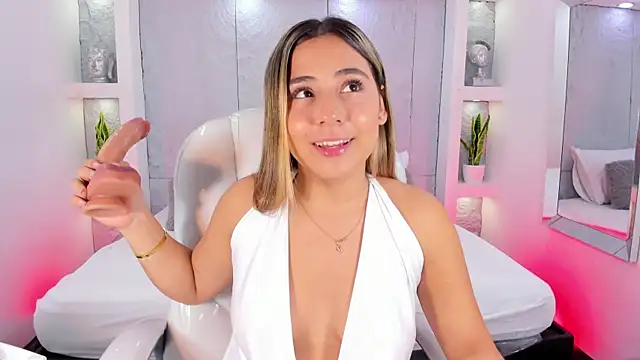 MelodyRey  online show from January 10, 10:47 pm