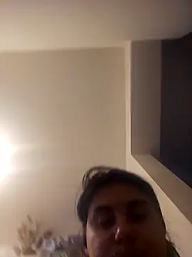 Snapshot of bbruneta37 chatting on December 22, 1:19 pm bbruneta37 online show from December 22, 1:19 pm