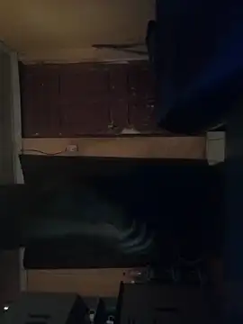 lukay69 online show from December 5, 7:10 pm