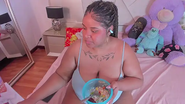 RAVENDIPAUL online show from December 26, 10:20 pm