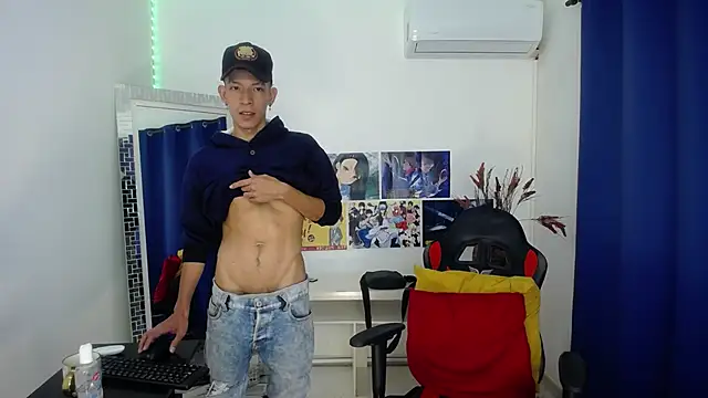 Favel Gomez7 online show from March 17, 10:06 pm