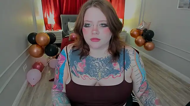 MoonLghte online show from March 22, 7:50 pm