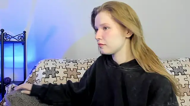 EvaStevs online show from January 19, 9:13 pm