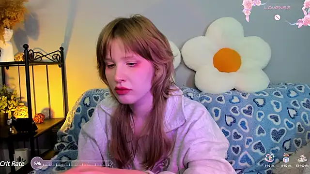 EvaStevs online show from February 9, 8:45 pm