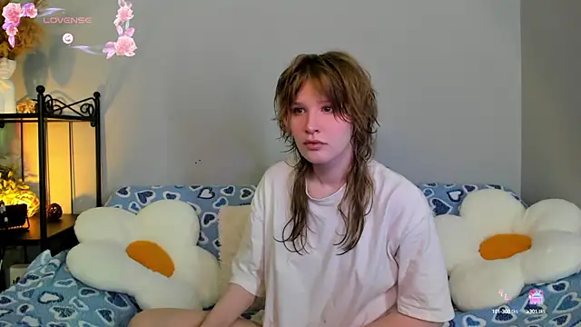 EvaStevs online show from February 23, 6:45 pm