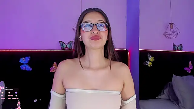 Anastasia Whitee online show from February 26, 4:00 am