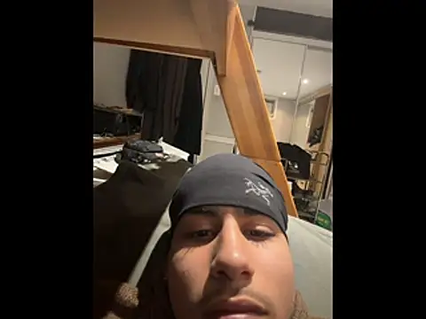 johnycash21 online show from February 6, 10:40 am