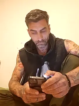 Italian69am online show from April 12, 8:08 am