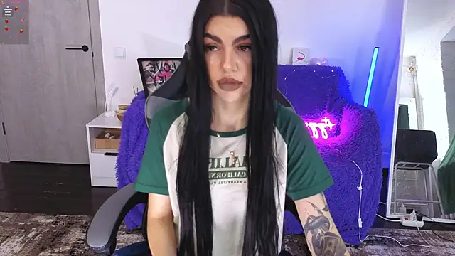 Tiffany lab online show from November 29, 9:23 am