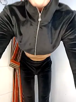 Skinnyshiny boy online show from January 7, 12:51 pm