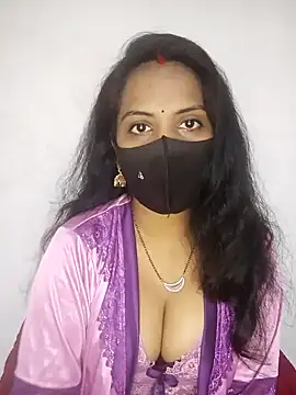 Snapshot of Choclet_bhabhi chatting on January 3, 6:44 am Choclet bhabhi online show from January 3, 6:44 am