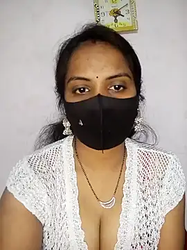 Snapshot of Choclet_bhabhi chatting on January 5, 10:53 am Choclet bhabhi online show from January 5, 10:53 am