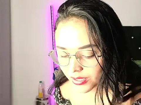 Sweet xuee18 online show from March 23, 10:58 pm