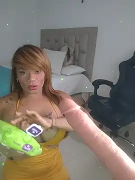 milf venus online show from June 8, 6:08 pm