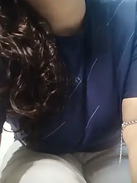 Snapshot of Sneha_gril chatting on June 16, 6:16 am Sneha gril online show from June 16, 6:16 am