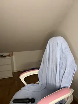 LeMagique- online show from February 12, 9:43 pm